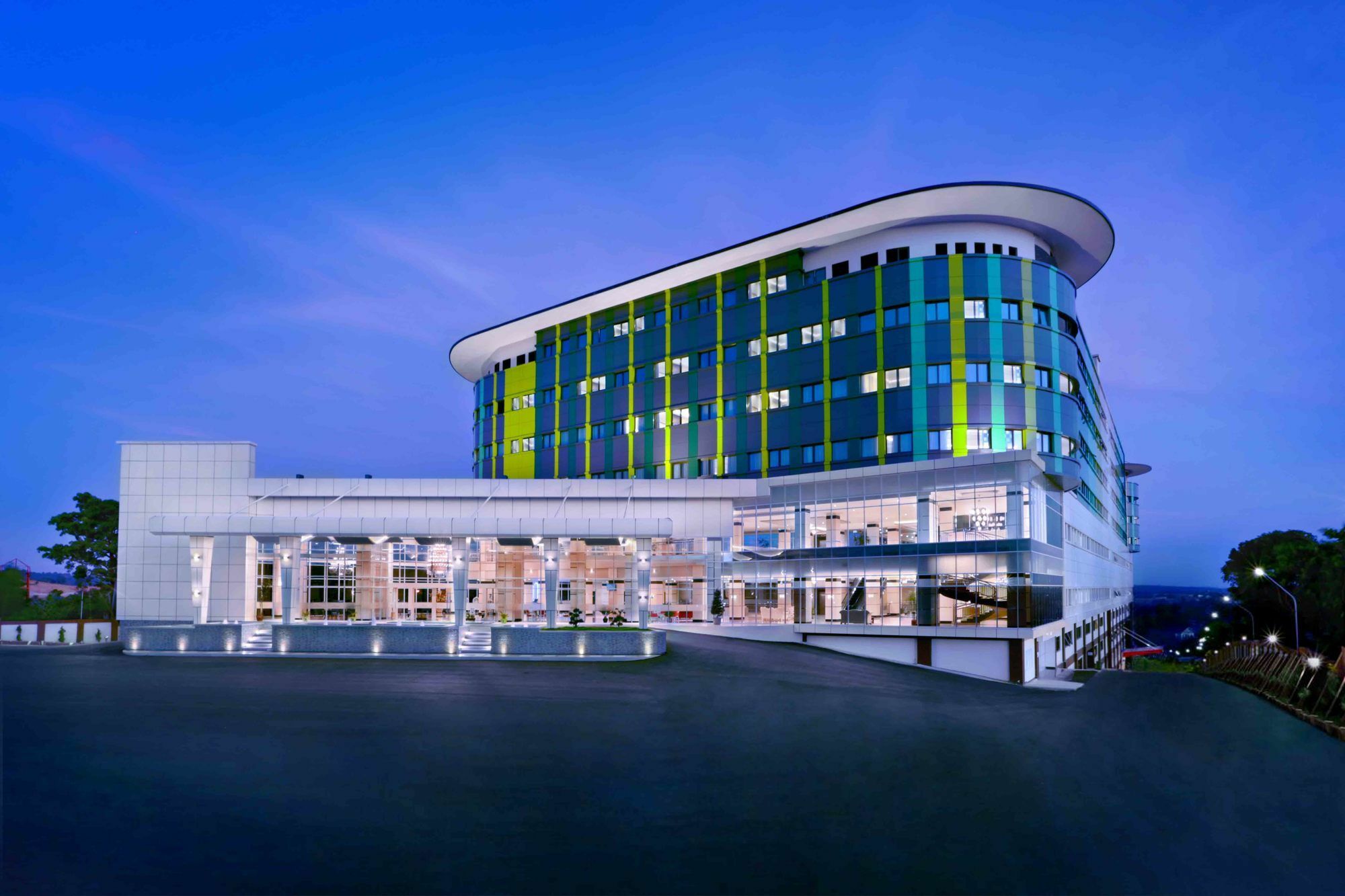 Ck Tanjungpinang Hotel And Convention Centre Exterior foto